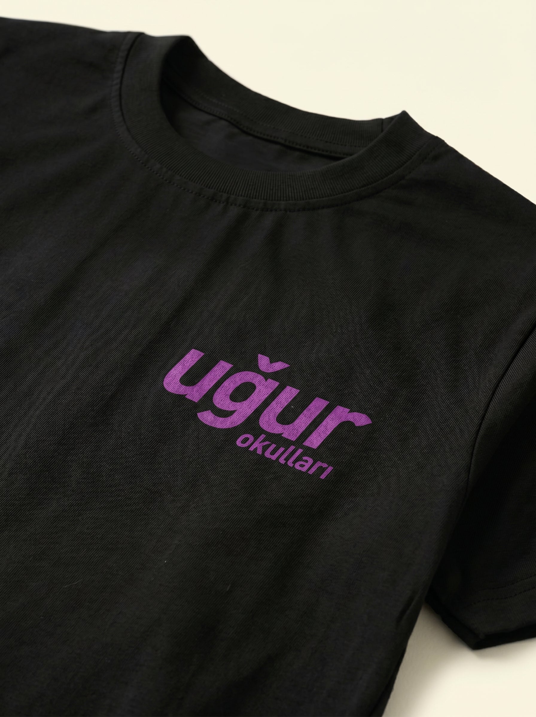 Uğur Okulları Logo Baskılı T-Shirt