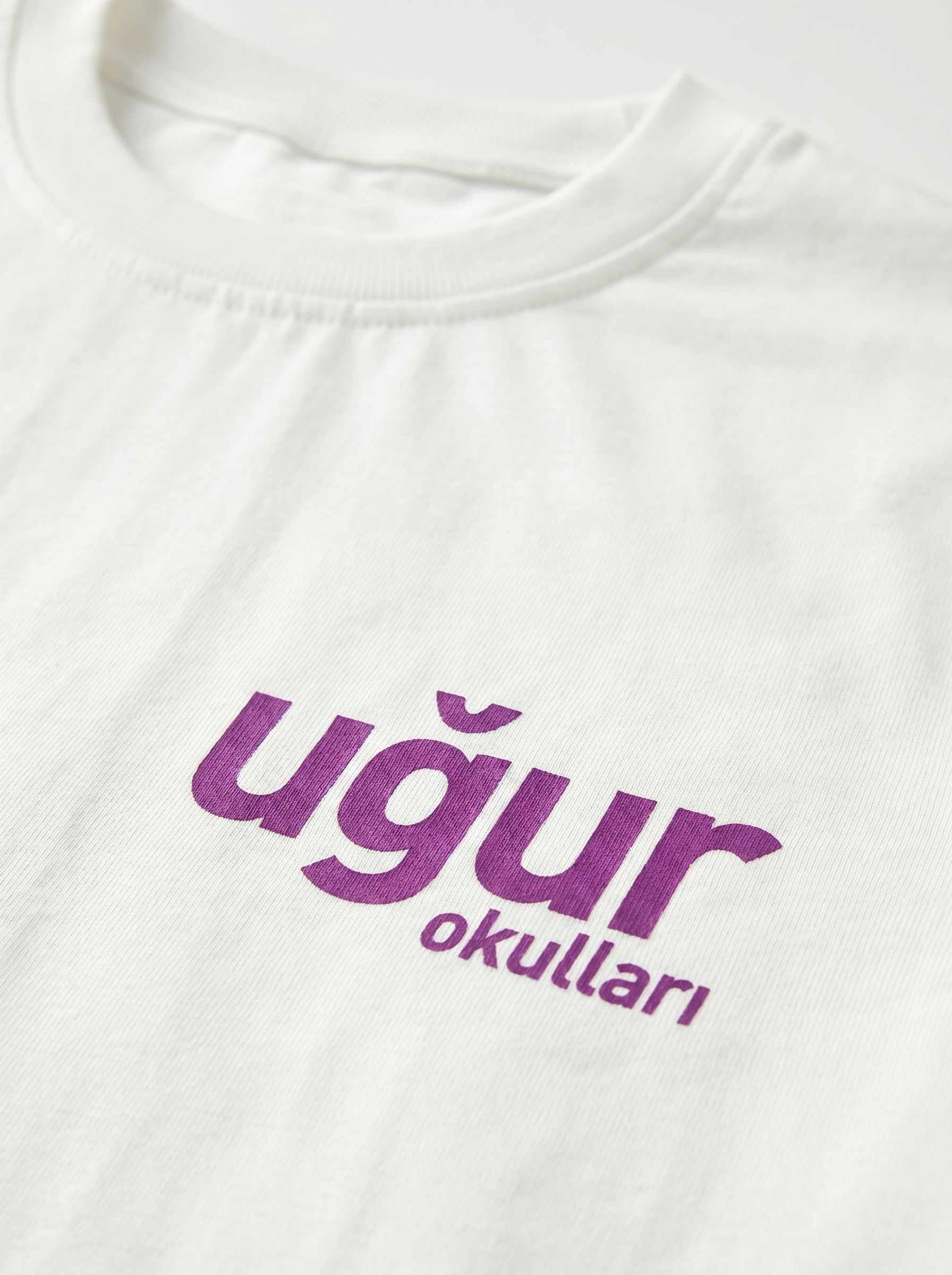 Uğur Okulları Logo Baskılı T-Shirt